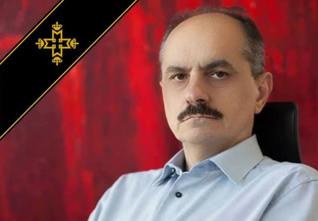 Prof. Dr. Păunescu Virgil